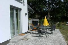 Ferienhaus - Ferienunterkunft in Glowe (4 Personen)