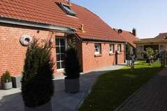 Ferienhaus - Ferienunterkunft in Neßmersiel (4 Personen)