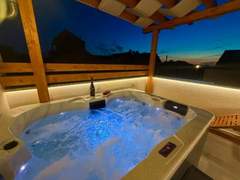 Ferienhaus - Ferienhaus Holiday House Blažov Dvor with jacuzzi