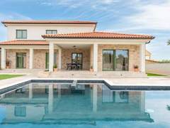Ferienhaus, Exklusive Unterkunft - Ferienhaus, Villa Beautiful Villa Lorna with pool