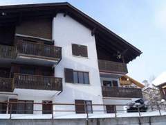 Ferienwohnung - Ferienwohnung Flurina / Burtscher, (Falera). 3 Zimmerferienwohnung für max. 4 Personen, am ge