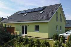 Ferienhaus - Ferienunterkunft in Glowe (4 Personen)