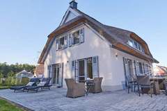 Ferienhaus - Ferienunterkunft in Glowe (8 Personen)