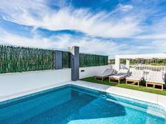 Ferienhaus - Ferienhaus Brand New Luxury Towne House