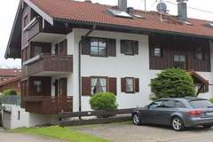 Ferienhaus - Ferienunterkunft in Ofterschwang (4 Personen)