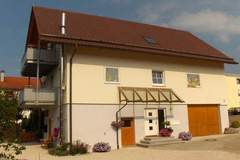 Ferienhaus - Ferienunterkunft in Friedrichshafen (4 Personen)