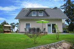 Ferienhaus - Ferienunterkunft in Röbel/Müritz (9 Personen)