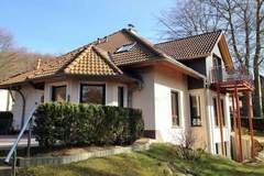 Ferienhaus - Ferienunterkunft in Sellin (3 Personen)