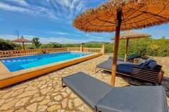 Ferienhaus - Ferienunterkunft in Cala Mendia (6 Personen)