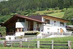 Ferienhaus - Ferienunterkunft in Pettneu am Arlberg (7 Personen)