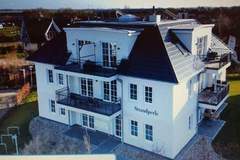 Ferienhaus - Ferienunterkunft in Börgerende (4 Personen)