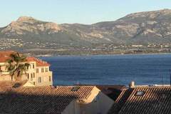 Ferienhaus - Ferienunterkunft in Calvi (6 Personen)