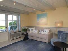 Ferienwohnung - Ferienwohnung Wohnung in Morsum mit Garten und Terrasse