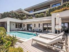 Ferienhaus - Ferienhaus Lusol Seafront Villa I