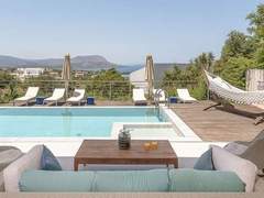 Ferienhaus - Ferienhaus Adeste Seaview Villa III-Pool, Whirlpool, 900m zum Meer