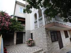 Ferienwohnung - Ferienwohnung RUZA 1 / HR-05660-01
