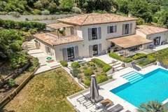 Ferienhaus - Ferienunterkunft in Grimaud (8 Personen)