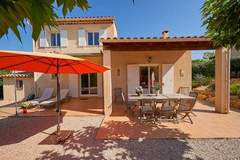 Ferienhaus, Exklusive Unterkunft - Villapark Le Jardin du Golf 7 - Ferienunterkunft in Nans-les-Pins (8 Personen)