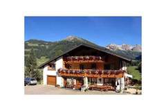 Ferienhaus - Ferienunterkunft in Mittelberg (6 Personen)