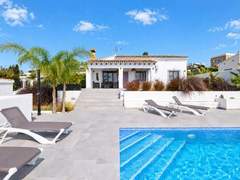 Ferienhaus, Exklusive Unterkunft - Ferienhaus, Villa Mariposa