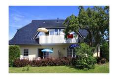 Ferienhaus - Ferienunterkunft in Prerow (4 Personen)