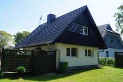Ferienhaus - Ferienunterkunft in Prerow (4 Personen)