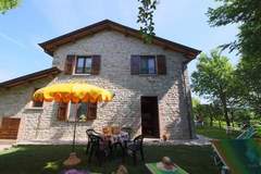 Ferienhaus - Il Girasole - Bäuerliches Haus in Apecchio (4 Personen)