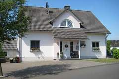 Ferienwohnung - Borsch - Ferienunterkunft in Strotzbüsch (2 Personen)