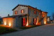 Ferienhaus - Primo Sole - Ferienunterkunft in Foligno-Loc. Tenne (3 Personen)