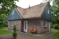 Ferienhaus - Villapark De Weerribben 2 - Ferienunterkunft in Paasloo (4 Personen)