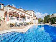 Ferienhaus, Exklusive Unterkunft - Ferienhaus, Villa Villa Albert