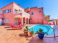 Ferienhaus - Ferienhaus Requesens