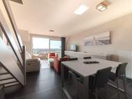 Ferienwohnung - Ferienwohnung Skyview with parking and balcony