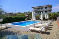 Ferienwohnung - Appartamento Le Palme - Ferienunterkunft in Santa Venerina (5 Personen)