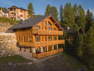 Ferienhaus - Ferienhaus mit 4 Schlafzimmern & Sauna