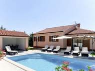 Ferienhaus - Ferienhaus Dori