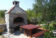 Bungalow Zoran, Starigrad Paklenica-E8 - 5 Pers. - Ferienunterkunft in Starigrad-Paklenica (5 Personen)