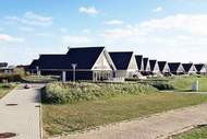 Ferienhaus - MERKUR 35+33 S DHH 1.RH. - Ferienunterkunft in Wendtorf (6 Personen)