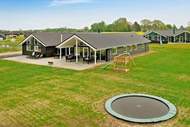 Ferienhaus - Ferienunterkunft in Bogense (18 Personen)