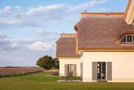 Ferienhaus - Reetvilla Premium 6 Personen - Ferienunterkunft in Dranske (6 Personen)