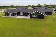 Ferienhaus - Ferienunterkunft in Grenaa (30 Personen)
