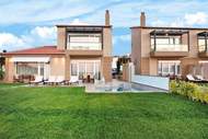 Ferienhaus - Holiday homes Sunny Villas Resort and SPA Chanioti-No 3 small EXCLUSIVE VILLA 3 BEDROOMS - Ferienhau