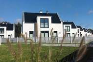 Ferienhaus - Am Yachthafen 23 YHP - Ferienunterkunft in Peenemünde (4 Personen)