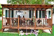 Ferienhaus - Camping Punta Navaccia 2 - Mobilehome Superior - Ferienunterkunft in Tuoro Sul Trasimeno (6 Personen)