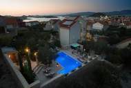 Ferienhaus, Exklusive Unterkunft - Villa Kos - Ferienunterkunft in Murter (22 Personen)