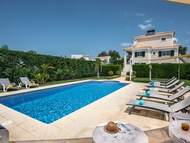 Ferienhaus, Exklusive Unterkunft - Ferienhaus, Villa Carmen