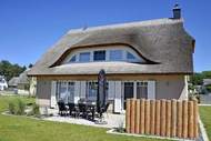 Ferienhaus - Ferienunterkunft in Glowe (8 Personen)