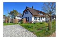 Ferienhaus - Ferienunterkunft in Glowe (5 Personen)