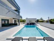 Ferienhaus, Exklusive Unterkunft - Ferienhaus, Villa Solis