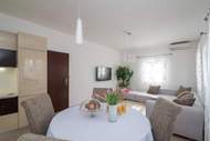 Ferienwohnung - Apartment Marcela - Deluxe Two Bedroom Apartment with Terrace and Sea View - Ferienunterkunft in Sutivan (6 Personen)